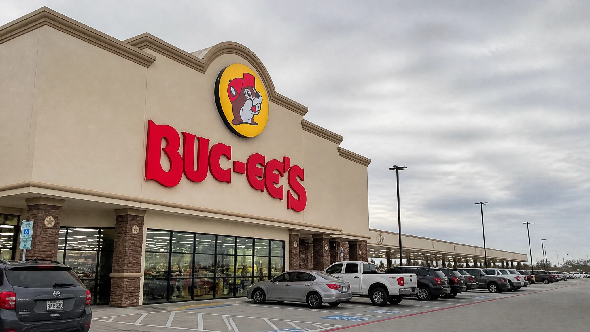 Buc-ee's Lawsuit: Beaver's Mini Mart, Mickey's Settlement & Trademark Cases