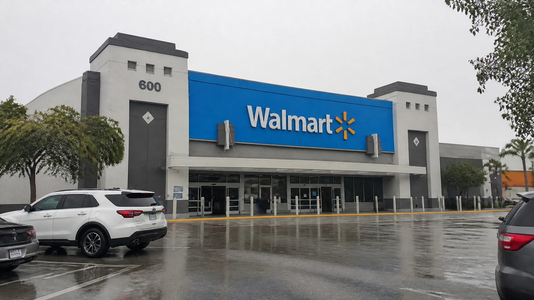 Walmart Lawsuit: $45 Million Weighted Goods Settlement and Other Cases